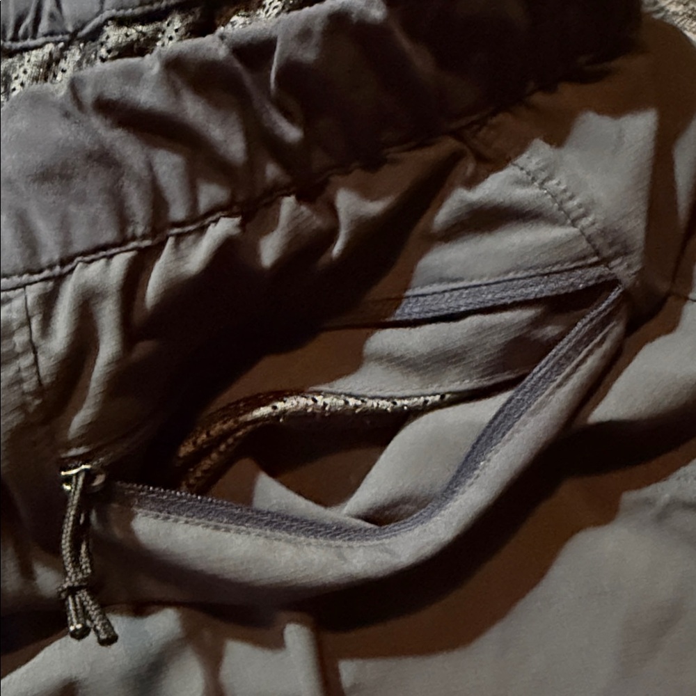 Patagonia Men's TERREBONNE Joggers in FORGE GREY - Picture 14 of 16